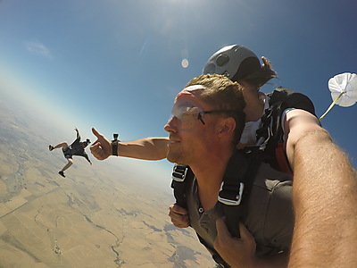 Paarl_s2oe.JPG - Skydive Two Oceans image